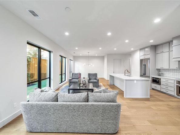 3601  Routh Street  1B, Dallas Texas 75219