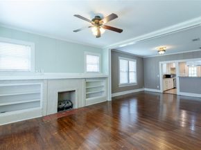 2317  Honeysuckle Avenue , Fort Worth Texas 76111