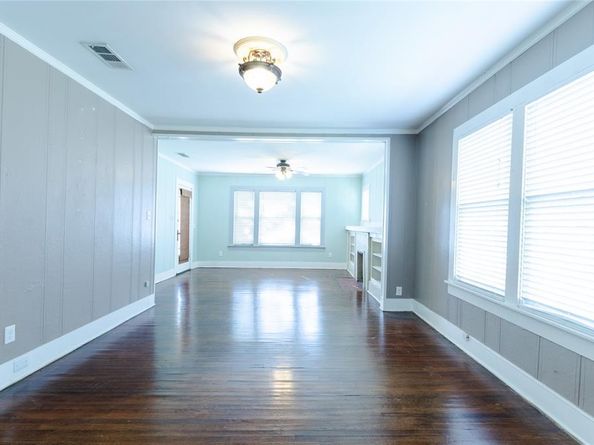 2317  Honeysuckle Avenue , Fort Worth Texas 76111