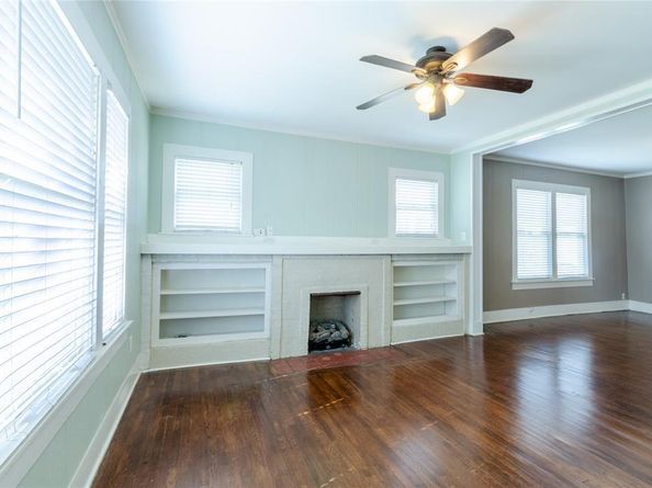 2317  Honeysuckle Avenue , Fort Worth Texas 76111