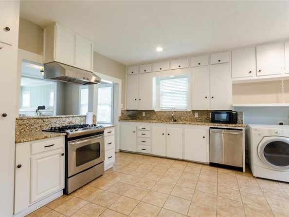 2317  Honeysuckle Avenue , Fort Worth Texas 76111