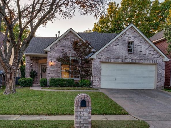 2129  Clubside Drive , Corinth Texas 76210