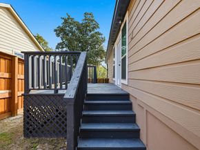 1711 E Waco Avenue , Dallas Texas 75216