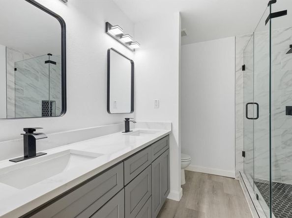 1711 E Waco Avenue , Dallas Texas 75216