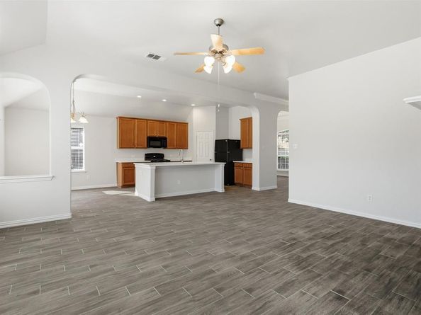 6303  Prairie Vista Drive , Arlington Texas 76001