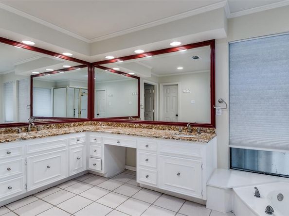 1950  Hidden Valley , Rockwall Texas 75087