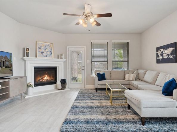 1702  Gallant Fox Drive , Rockwall Texas 75032