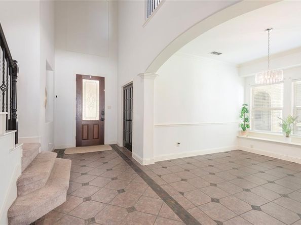 1131  Charleston Lane , Savannah Texas 76227