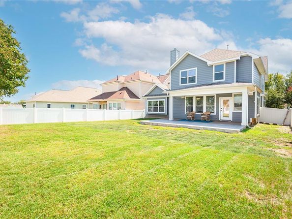 1131  Charleston Lane , Savannah Texas 76227