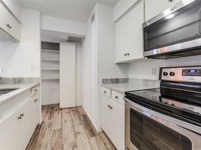 5881  Preston View Boulevard  215, Dallas Texas 75240