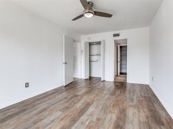 5881  Preston View Boulevard  215, Dallas Texas 75240