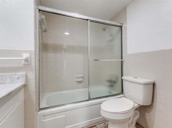 5881  Preston View Boulevard  215, Dallas Texas 75240