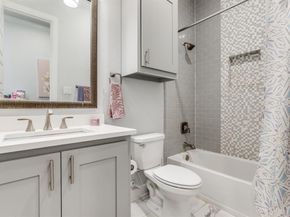 3932  Frontier Lane , Dallas Texas 75214