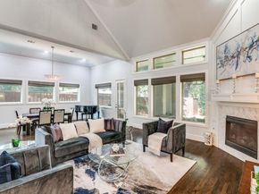 3932  Frontier Lane , Dallas Texas 75214