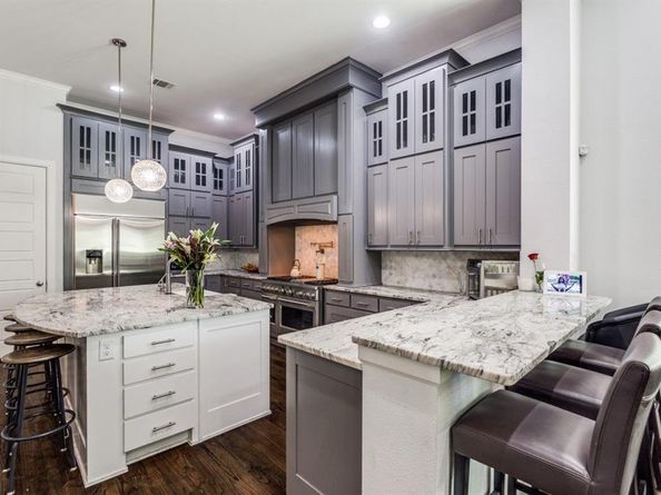 3932  Frontier Lane , Dallas Texas 75214