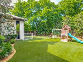 3932  Frontier Lane , Dallas Texas 75214