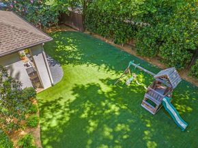 3932  Frontier Lane , Dallas Texas 75214