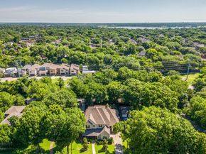 3932  Frontier Lane , Dallas Texas 75214