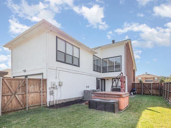 2926  Hunters Point Lane , Carrollton Texas 75007
