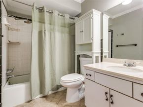 3227  Rolling Knoll Drive , Farmers Branch Texas 75234