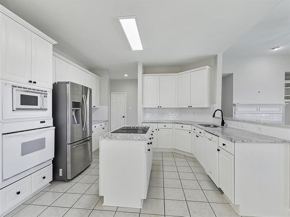 7612  Pendleton Street , Dallas Texas 75252