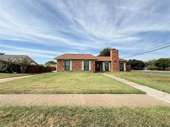 936  Stone Trail Drive 