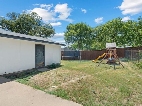 3734  Olney Court , Dallas Texas 75241
