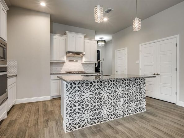 2321  Ruff Road , Denton Texas 76205