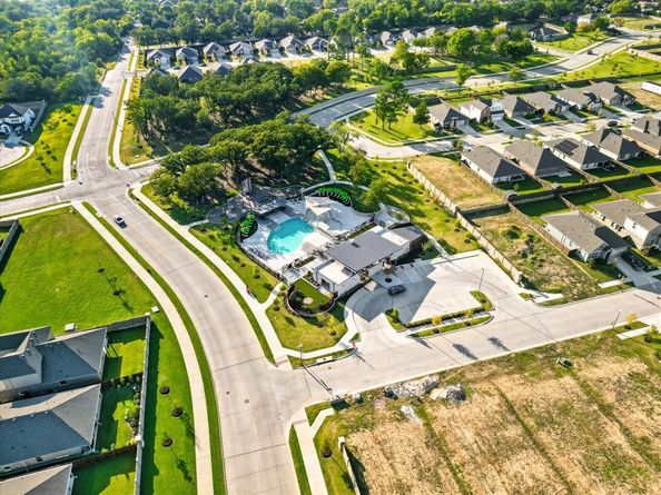 2321  Ruff Road , Denton Texas 76205