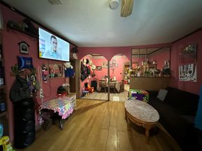 915  Blandin Street , Fort Worth Texas 76111