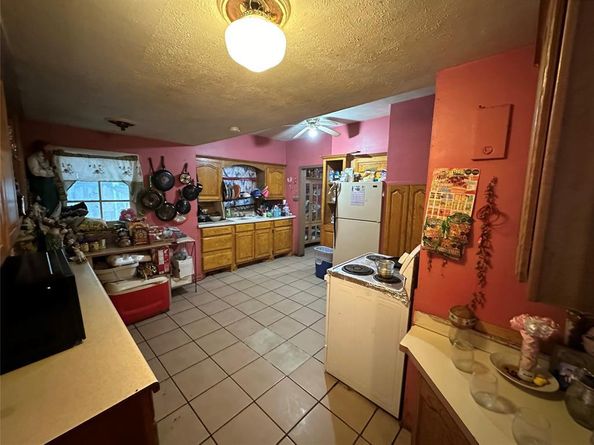 915  Blandin Street , Fort Worth Texas 76111