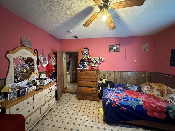 915  Blandin Street , Fort Worth Texas 76111