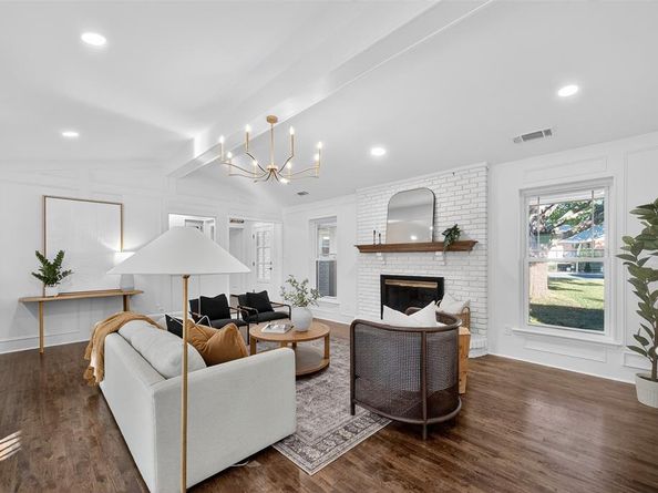 8611  Capri Drive , Dallas Texas 75238