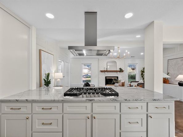 8611  Capri Drive , Dallas Texas 75238