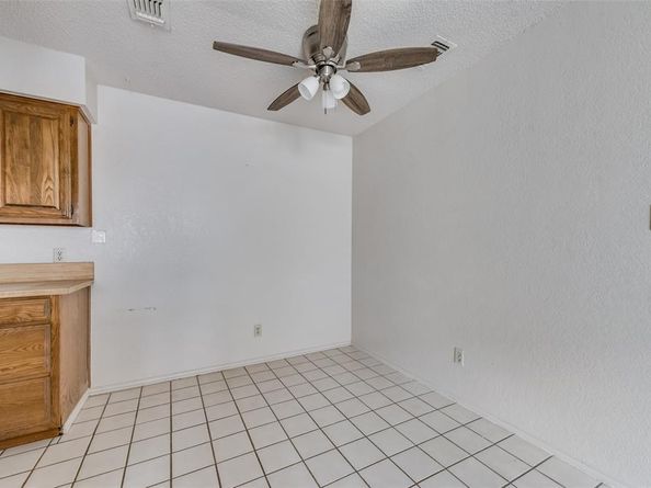 411a S Las Vegas Trail , White Settlement Texas 76108