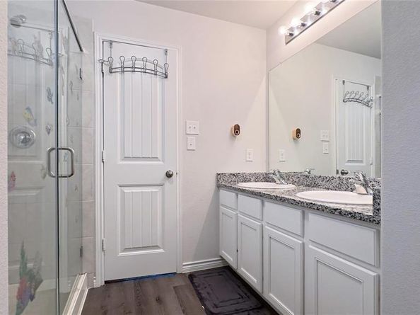 5565  Willamette Drive , Fort Worth Texas 76119