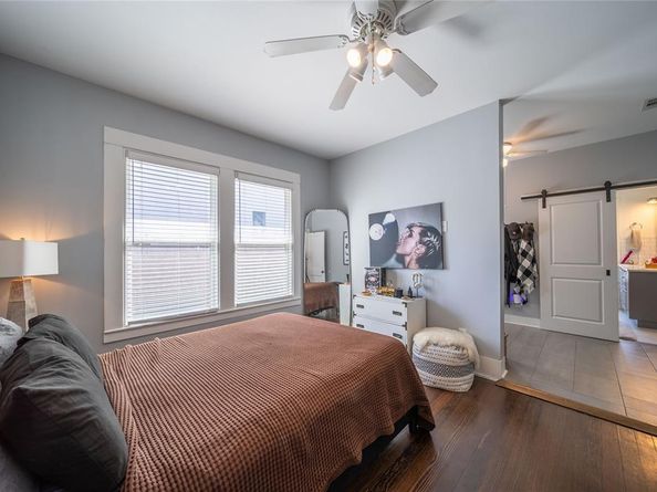 1039  Haines Avenue , Dallas Texas 75208