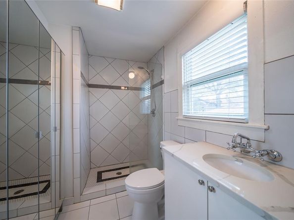 1039  Haines Avenue , Dallas Texas 75208