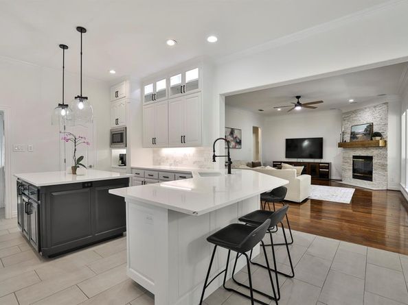 6800  Saint Andrews Court , Fort Worth Texas 76132