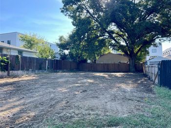 2210  Lucas Drive 