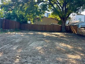 2210  Lucas Drive , Dallas Texas 75219