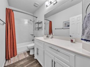 900  Netherfield Parkway , Mansfield Texas 76063