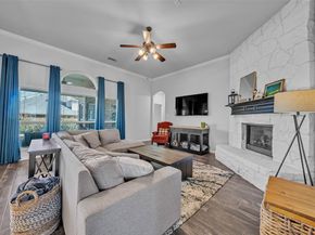 900  Netherfield Parkway , Mansfield Texas 76063