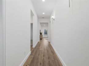 1404  Strickland Street , Dallas Texas 75216