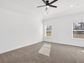 1404  Strickland Street , Dallas Texas 75216