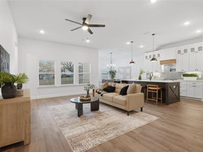 1404  Strickland Street , Dallas Texas 75216