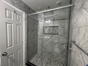 6524  Cinnamon Oaks Drive , Dallas Texas 75241