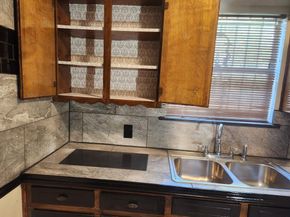 5820  Blackmore Avenue , Fort Worth Texas 76107