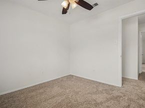 1622  Autumn Breeze Lane , Lewisville Texas 75077