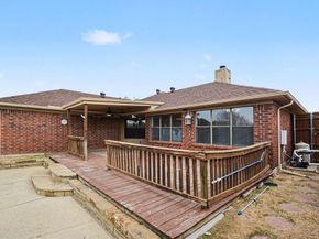 1622  Autumn Breeze Lane , Lewisville Texas 75077